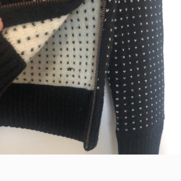 Lululemon Yogi Crew Merino Sweater - Picture 6 of 11